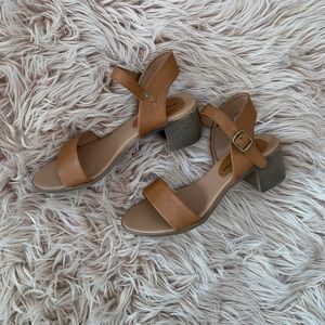 tan heeled sandals